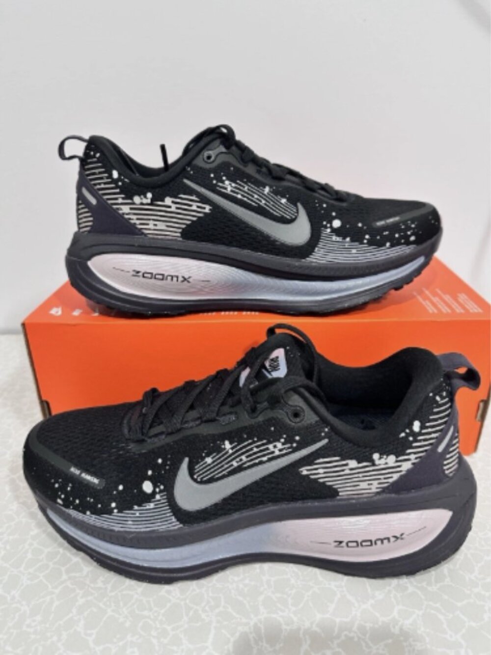 Nike Vomero 18 SE Black Cave Purple Ashen Women’s Shoes Size 8.5